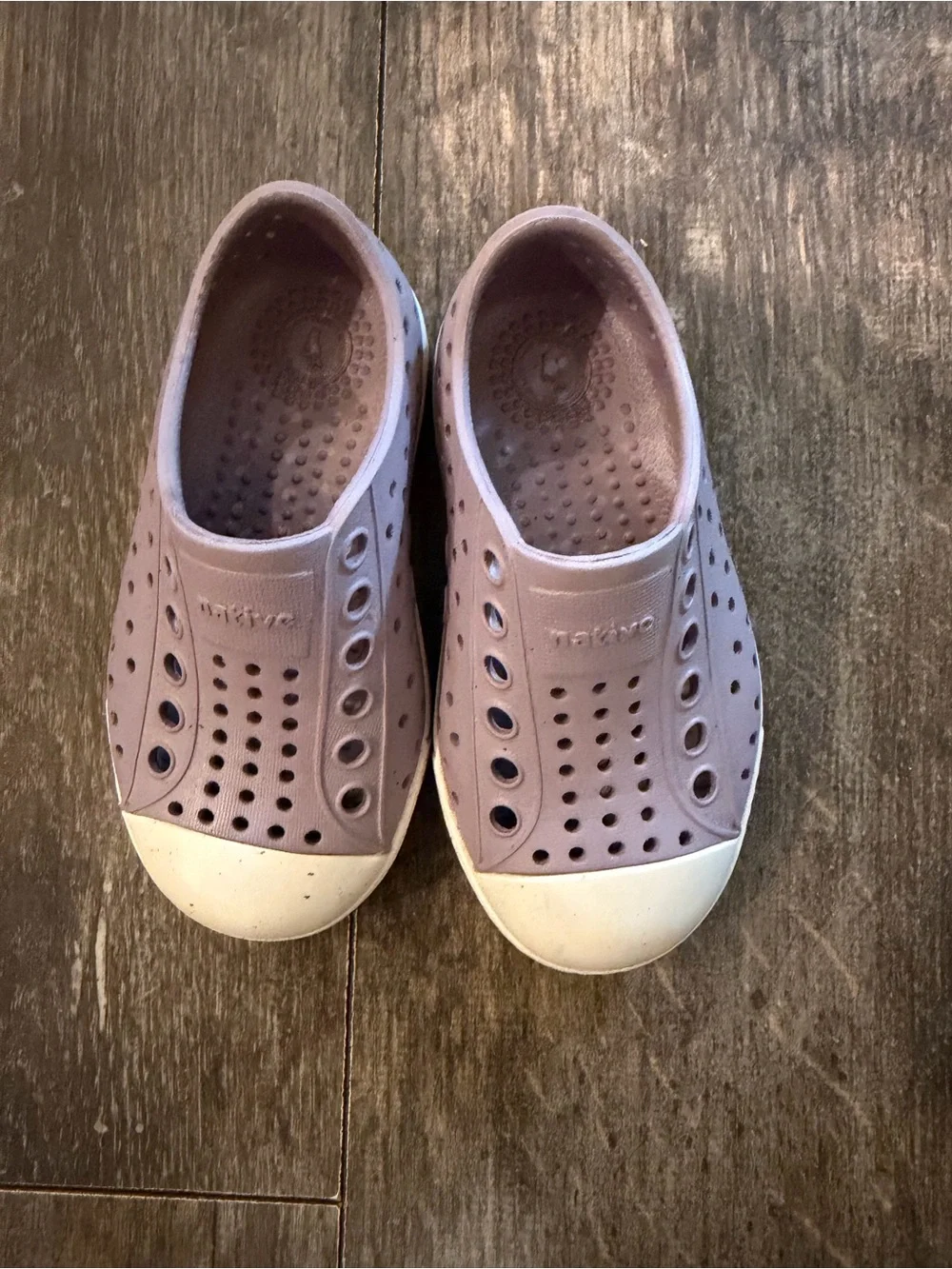 Native Kids Water Shoes in Lavender with White Toe Cap